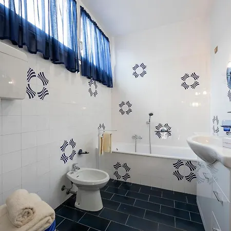 Apartment Casa Caterina 250m From Lake - Happy Toscolano-Maderno